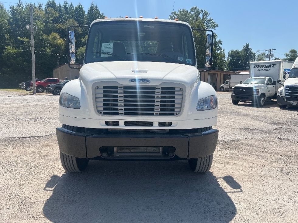 Day Cab Tractor-Heavy Duty Tractors-Freightliner-2019-M2-Poplar Bluff-MO-206,604\n\t\tmiles-$ 54,000 - Image 2