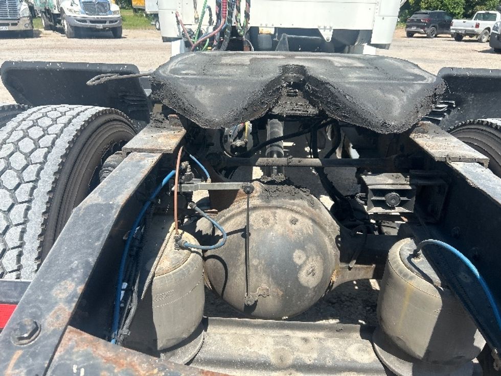 Day Cab Tractor-Heavy Duty Tractors-Freightliner-2019-M2-Poplar Bluff-MO-206,604\n\t\tmiles-$ 54,000 - Image 6
