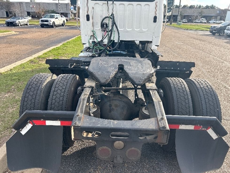 Day Cab Tractor-Heavy Duty Tractors-Freightliner-2019-M2-Richland-MS-217,282\n\t\tmiles-$ 52,000 - Image 6