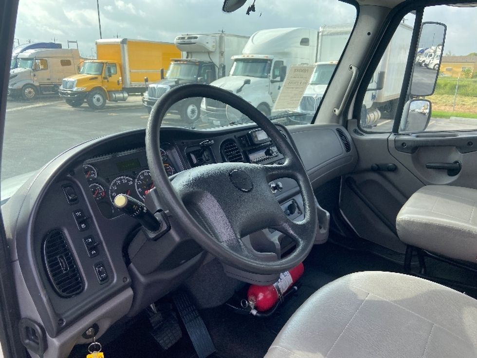Day Cab Tractor-Heavy Duty Tractors-Freightliner-2019-M2-San Antonio-TX-101,239\n\t\tmiles-$ 59,250 - Image 10