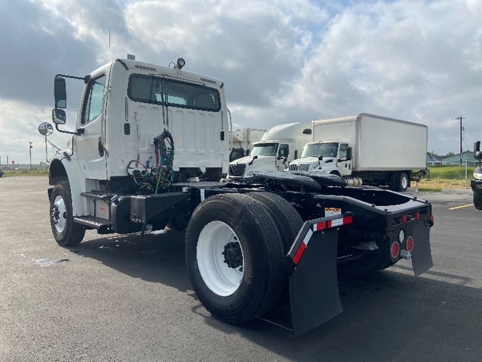 Day Cab Tractor-Heavy Duty Tractors-Freightliner-2019-M2-San Antonio-TX-101,239\n\t\tmiles-$ 59,250 - Image 5