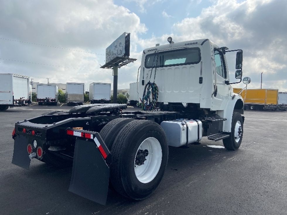 Day Cab Tractor-Heavy Duty Tractors-Freightliner-2019-M2-San Antonio-TX-101,239\n\t\tmiles-$ 59,250 - Image 7