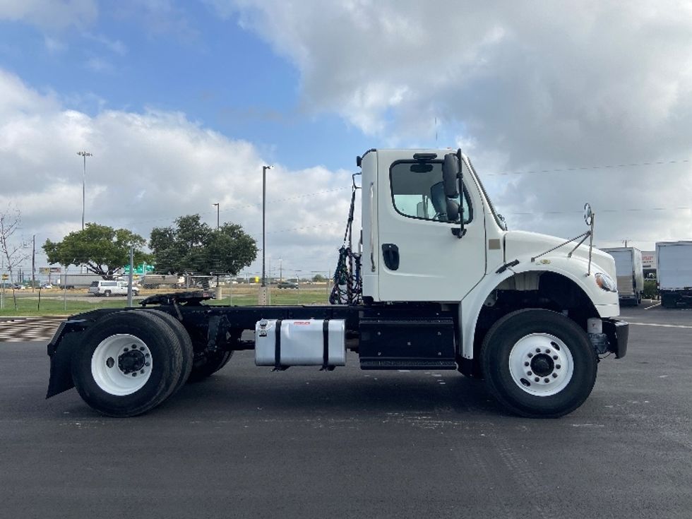 Day Cab Tractor-Heavy Duty Tractors-Freightliner-2019-M2-San Antonio-TX-101,239\n\t\tmiles-$ 59,250 - Image 8