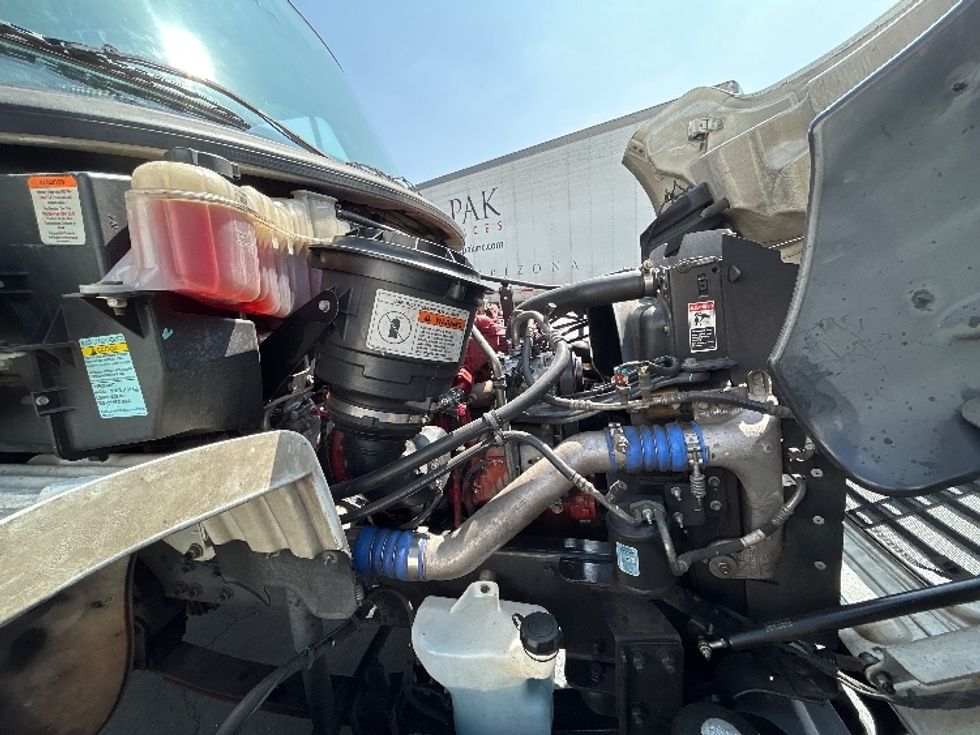 Day Cab Tractor-Heavy Duty Tractors-Freightliner-2019-M2-Torrance-CA-148,640\n\t\tmiles-$ 55,750 - Image 15