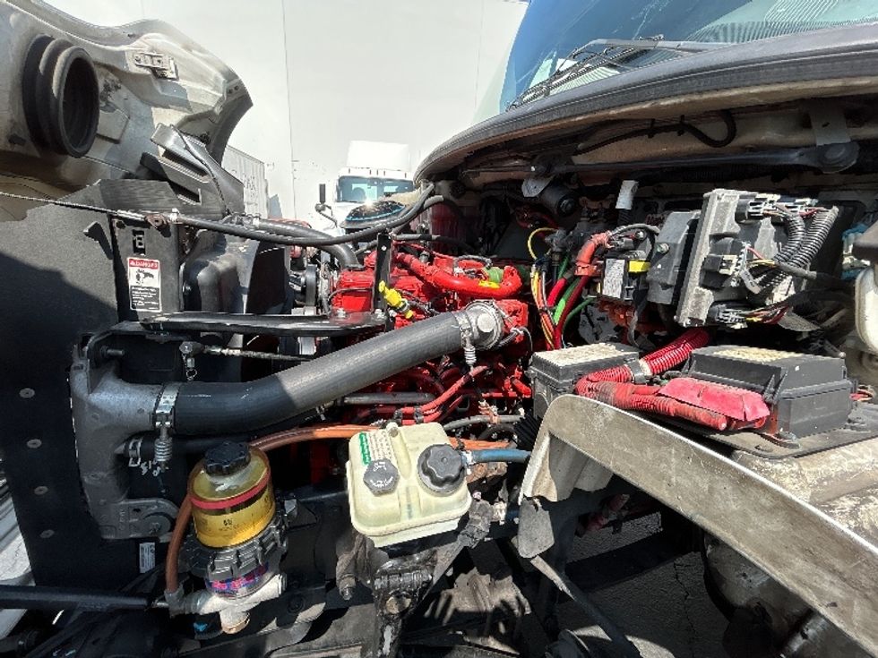 Day Cab Tractor-Heavy Duty Tractors-Freightliner-2019-M2-Torrance-CA-148,640\n\t\tmiles-$ 55,750 - Image 16
