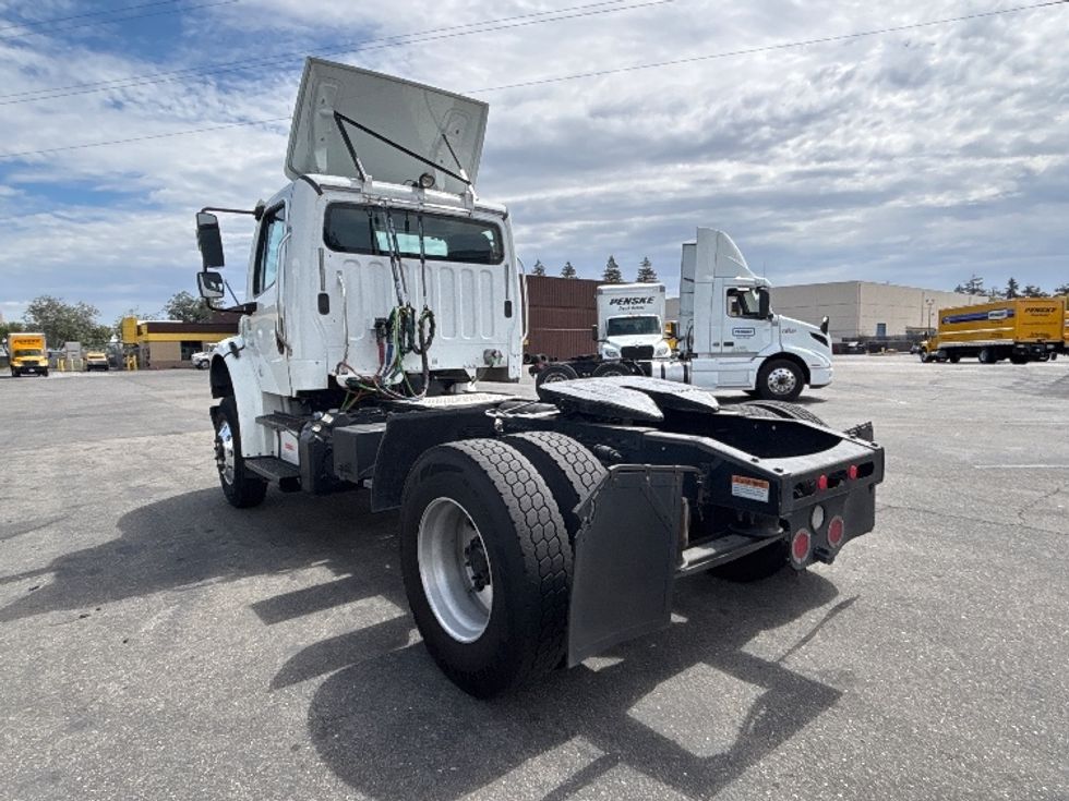 Day Cab Tractor-Heavy Duty Tractors-Freightliner-2019-M2-West Sacramento-CA-140,787\n\t\tmiles-$ 58,000 - Image 5