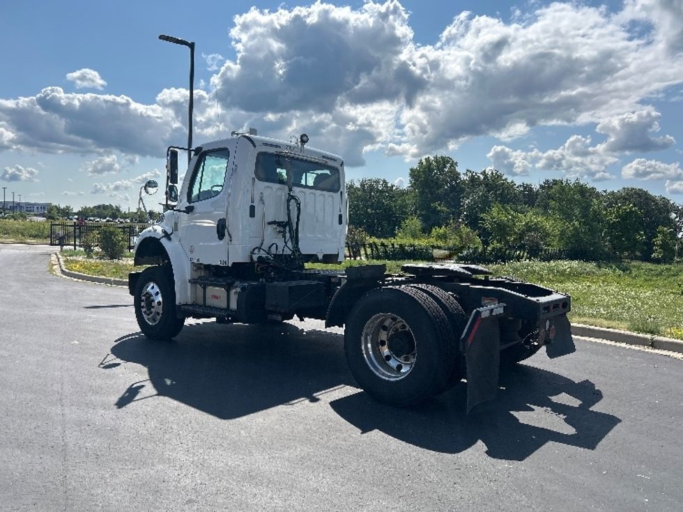 Day Cab Tractor-Heavy Duty Tractors-Freightliner-2019-M2-Windsor-WI-214,920\n\t\tmiles-$ 49,750 - Image 5
