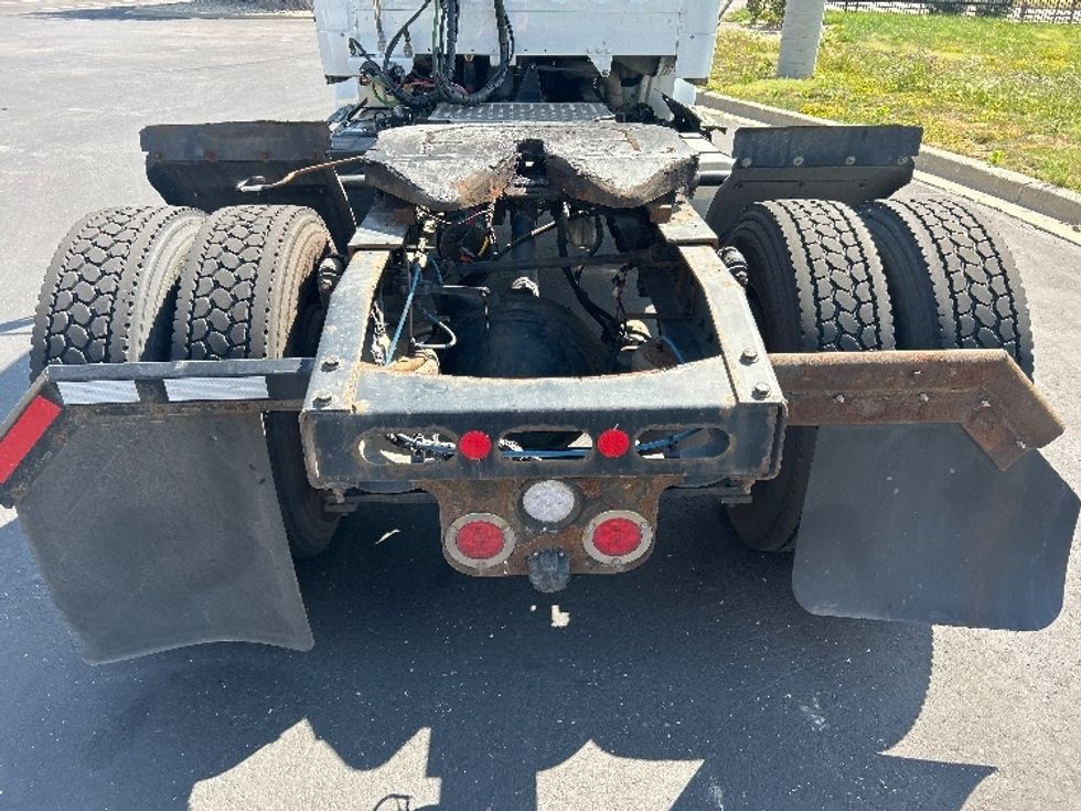 Day Cab Tractor-Heavy Duty Tractors-Freightliner-2019-M2-Windsor-WI-214,920\n\t\tmiles-$ 49,750 - Image 6