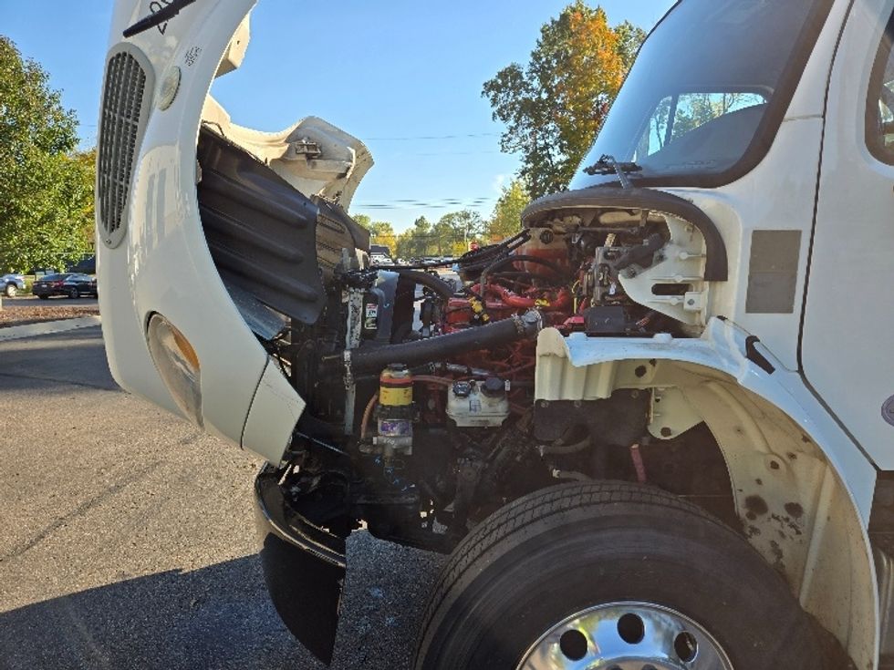Day Cab Tractor-Heavy Duty Tractors-Freightliner-2019-M2-Ypsilanti-MI-141,120\n\t\tmiles-$ 54,500 - Image 15