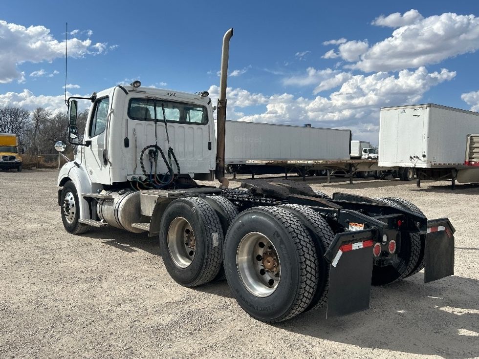 Day Cab Tractor-Heavy Duty Tractors-Freightliner-2019-M211264S-Amarillo-TX-331,562\n\t\tmiles-$ 36,500 - Image 5