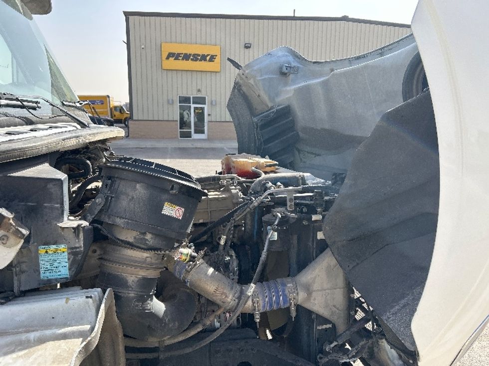 Day Cab Tractor-Heavy Duty Tractors-Freightliner-2019-M211264S-Odessa-TX-513,462\n\t\tmiles-$ 27,250 - Image 15