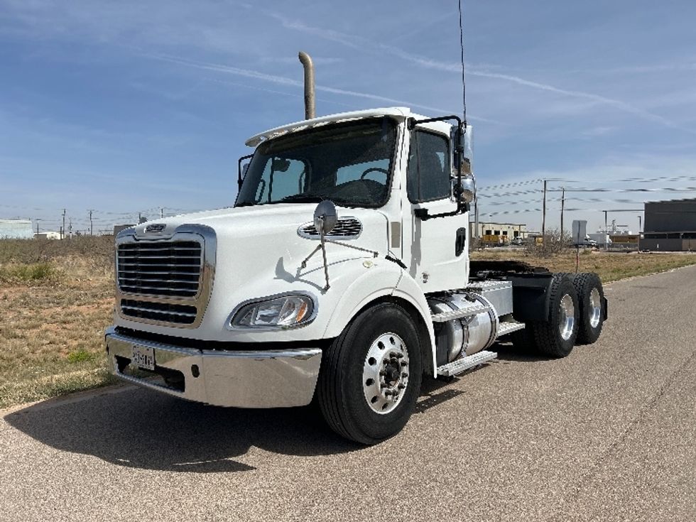 Day Cab Tractor-Heavy Duty Tractors-Freightliner-2019-M211264S-Odessa-TX-520,802\n\t\tmiles-$ 26,500 - Image 3
