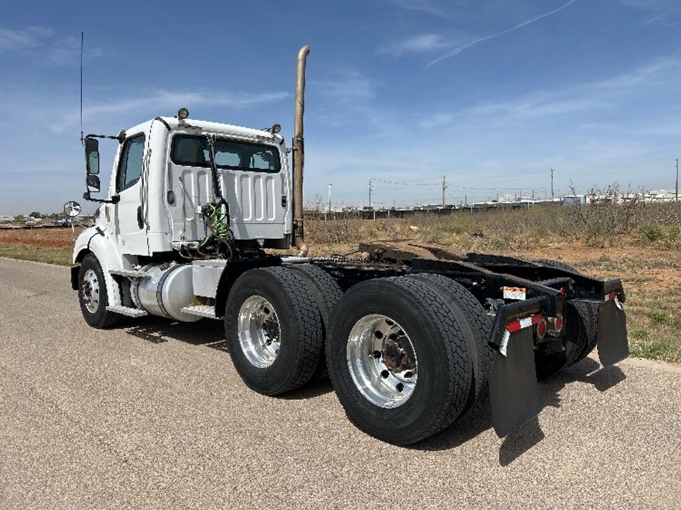 Day Cab Tractor-Heavy Duty Tractors-Freightliner-2019-M211264S-Odessa-TX-520,802\n\t\tmiles-$ 26,500 - Image 5