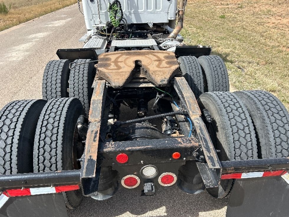 Day Cab Tractor-Heavy Duty Tractors-Freightliner-2019-M211264S-Odessa-TX-520,802\n\t\tmiles-$ 26,500 - Image 6