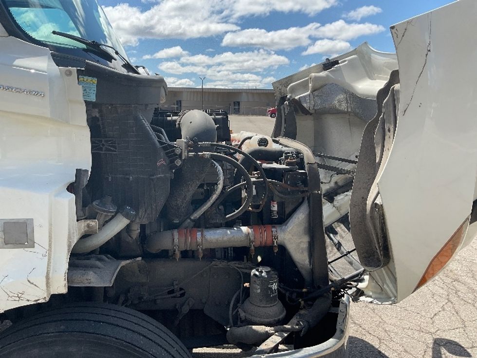 Day Cab Tractor-Heavy Duty Tractors-Freightliner-2019-T11642ST-Flint-MI-228,079\n\t\tmiles-$ 41,500 - Image 15