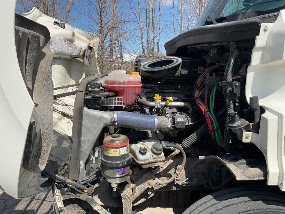 Day Cab Tractor-Heavy Duty Tractors-Freightliner-2019-T11642ST-Flint-MI-228,079\n\t\tmiles-$ 41,500 - Image 16