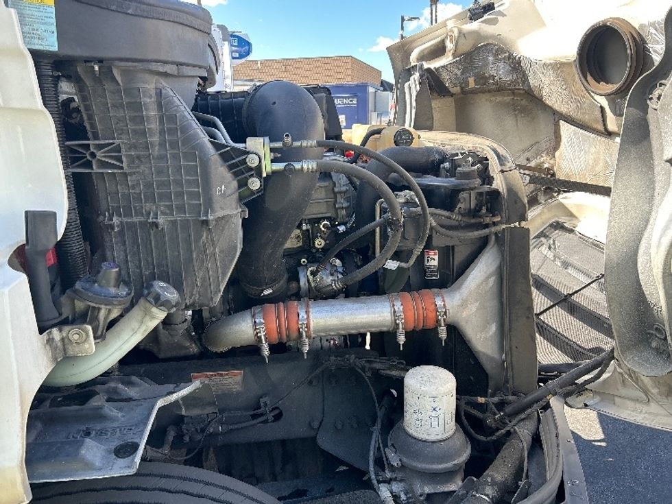 Day Cab Tractor-Heavy Duty Tractors-Freightliner-2019-T11642ST-Fontana-CA-359,034\n\t\tmiles-$ 36,750 - Image 15