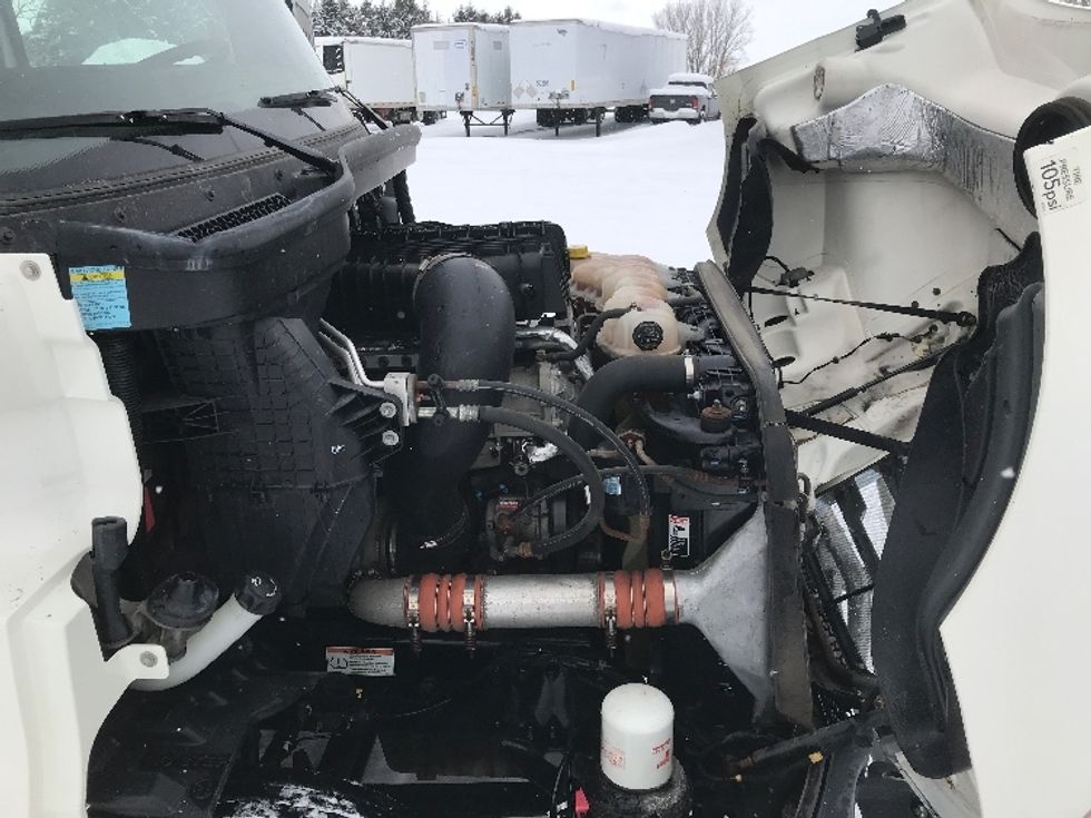 Day Cab Tractor-Heavy Duty Tractors-Freightliner-2019-T11642ST-Fredonia-NY-236,436\n\t\tmiles-$ 45,250 - Image 15