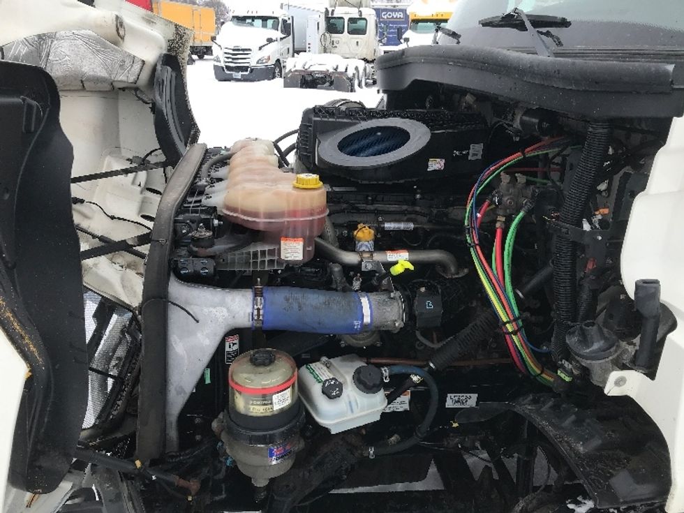 Day Cab Tractor-Heavy Duty Tractors-Freightliner-2019-T11642ST-Fredonia-NY-236,436\n\t\tmiles-$ 45,250 - Image 16