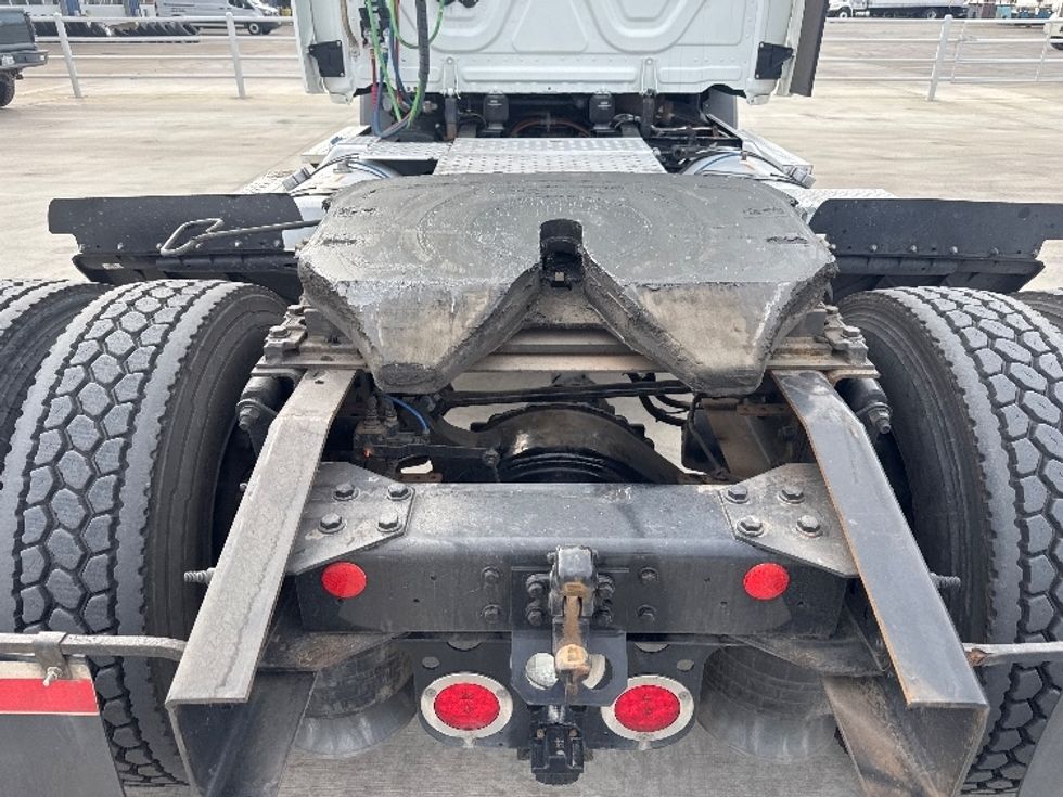 Day Cab Tractor-Heavy Duty Tractors-Freightliner-2019-T11642ST-Greeley-CO-184,519\n\t\tmiles-$ 47,250 - Image 6