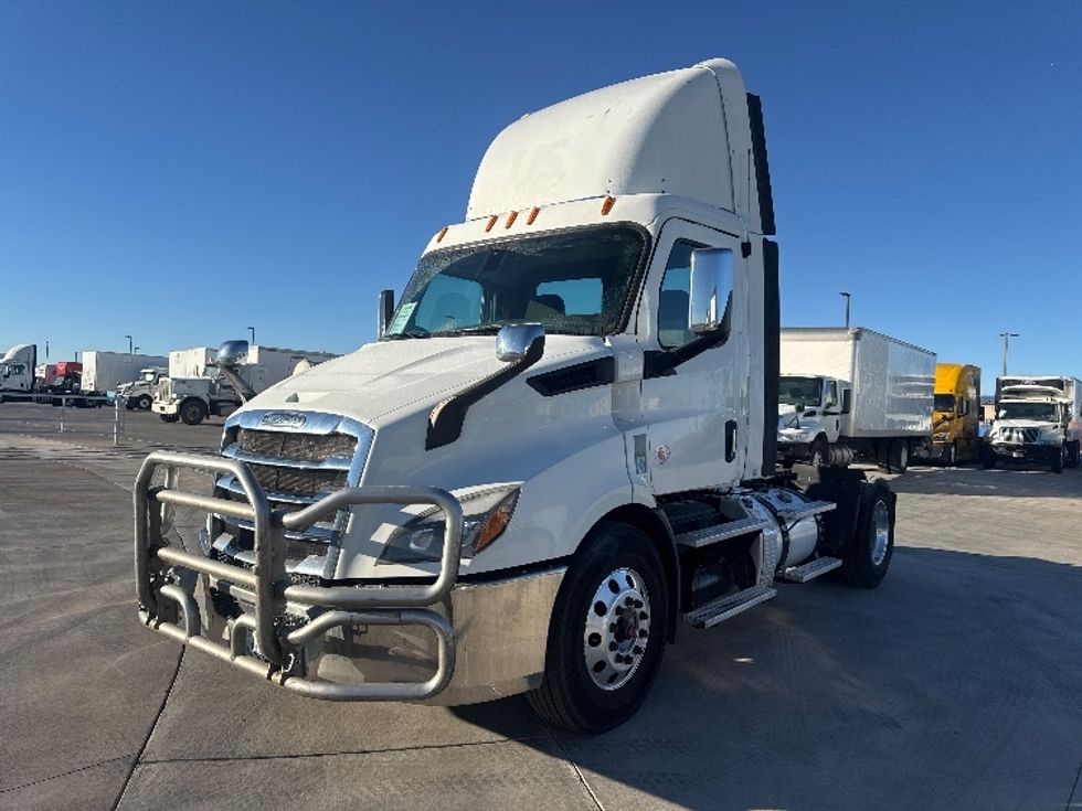 Day Cab Tractor-Heavy Duty Tractors-Freightliner-2019-T11642ST-Greeley-CO-201,998\n\t\tmiles-$ 46,250 - Image 3