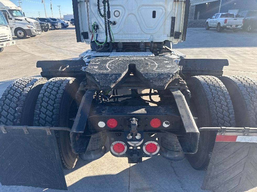 Day Cab Tractor-Heavy Duty Tractors-Freightliner-2019-T11642ST-Greeley-CO-201,998\n\t\tmiles-$ 46,250 - Image 6