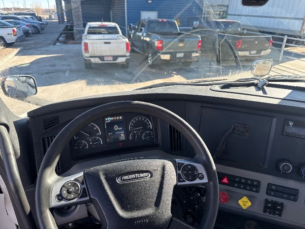Day Cab Tractor-Heavy Duty Tractors-Freightliner-2019-T11642ST-Greeley-CO-210,081\n\t\tmiles-$ 45,750 - Image 11