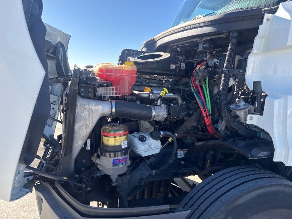 Day Cab Tractor-Heavy Duty Tractors-Freightliner-2019-T11642ST-Greeley-CO-210,081\n\t\tmiles-$ 45,750 - Image 16