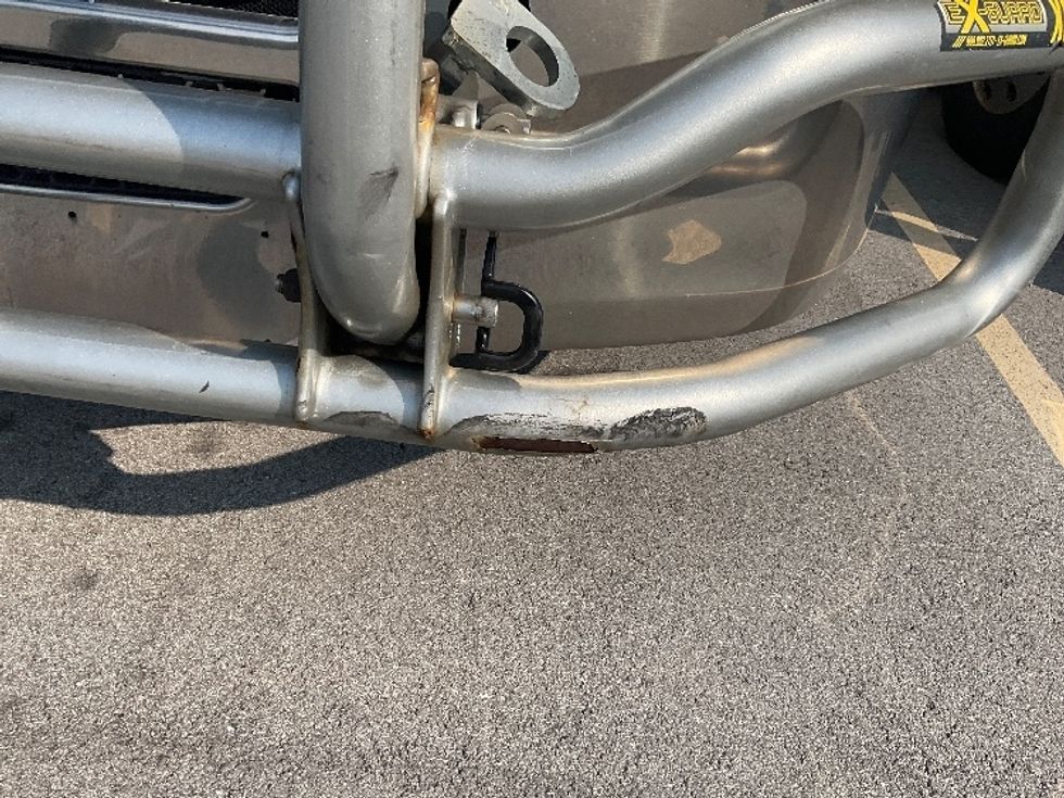 Day Cab Tractor-Heavy Duty Tractors-Freightliner-2019-T11642ST-Indianapolis-IN-440,971\n\t\tmiles-$ 42,250 - Image 19