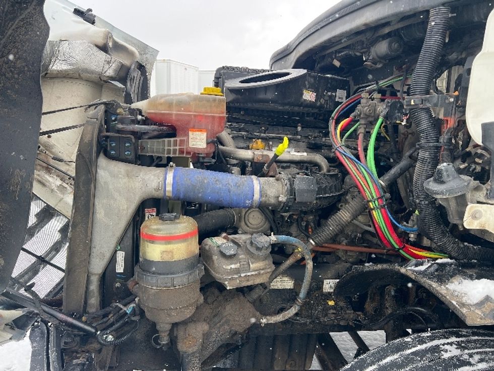 Day Cab Tractor-Heavy Duty Tractors-Freightliner-2019-T11642ST-Rochester-NY-294,153\n\t\tmiles-$ 12,000 - Image 16