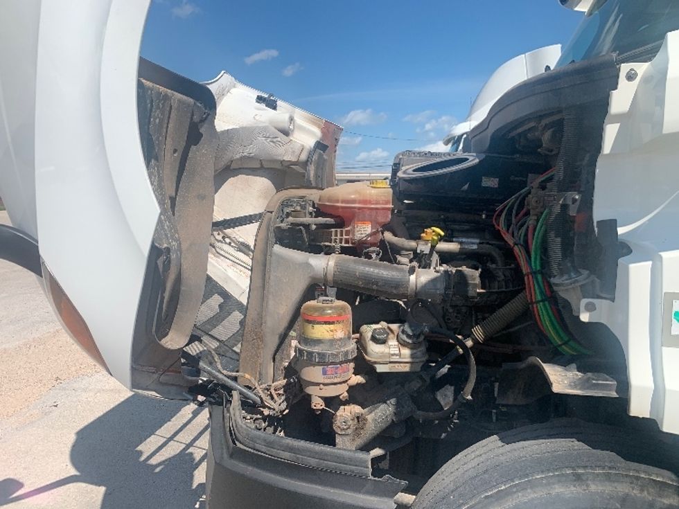 Day Cab Tractor-Heavy Duty Tractors-Freightliner-2019-T11664ST-Abilene-TX-268,083\n\t\tmiles-$ 48,750 - Image 16