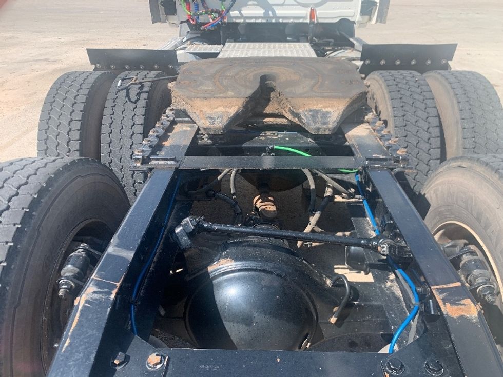 Day Cab Tractor-Heavy Duty Tractors-Freightliner-2019-T11664ST-Abilene-TX-268,083\n\t\tmiles-$ 48,750 - Image 6