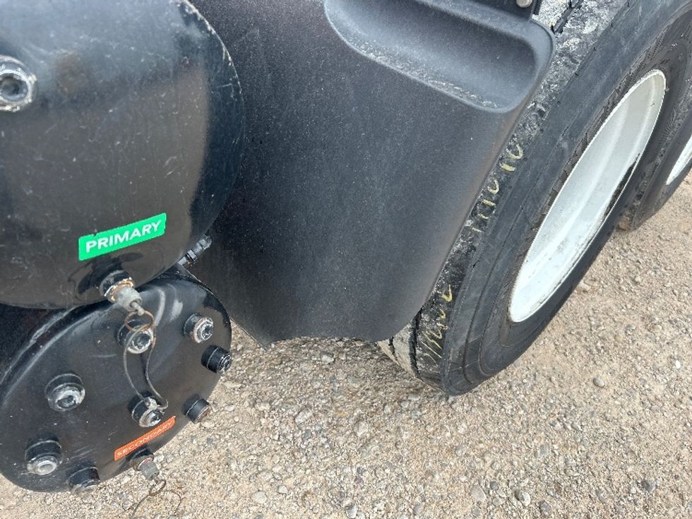 Day Cab Tractor-Heavy Duty Tractors-Freightliner-2019-T11664ST-Amarillo-TX-471,237\n\t\tmiles-$ 38,750 - Image 18