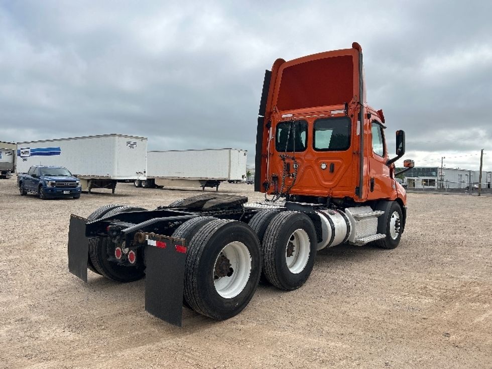 Day Cab Tractor-Heavy Duty Tractors-Freightliner-2019-T11664ST-Amarillo-TX-471,237\n\t\tmiles-$ 38,750 - Image 7