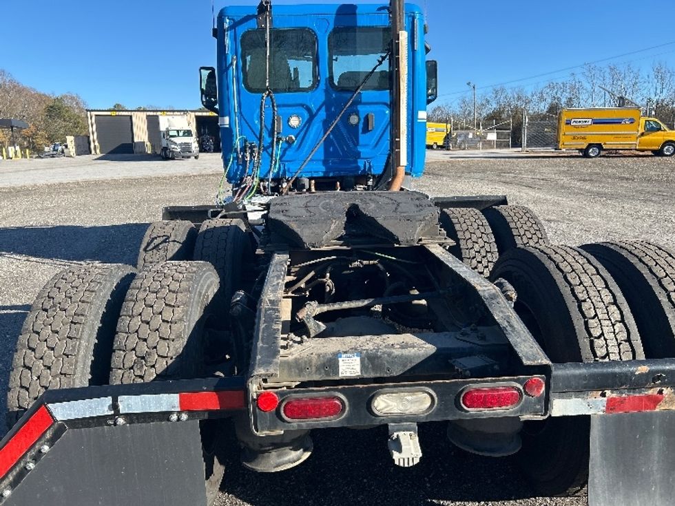 Day Cab Tractor-Heavy Duty Tractors-Freightliner-2019-T11664ST-Anderson-SC-448,645\n\t\tmiles-$ 40,000 - Image 6