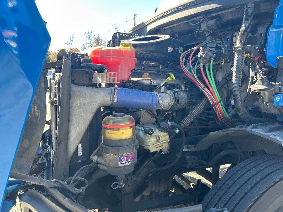 Day Cab Tractor-Heavy Duty Tractors-Freightliner-2019-T11664ST-Anderson-SC-503,493\n\t\tmiles-$ 36,500 - Image 15