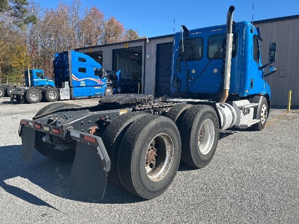 Day Cab Tractor-Heavy Duty Tractors-Freightliner-2019-T11664ST-Anderson-SC-503,493\n\t\tmiles-$ 36,500 - Image 7