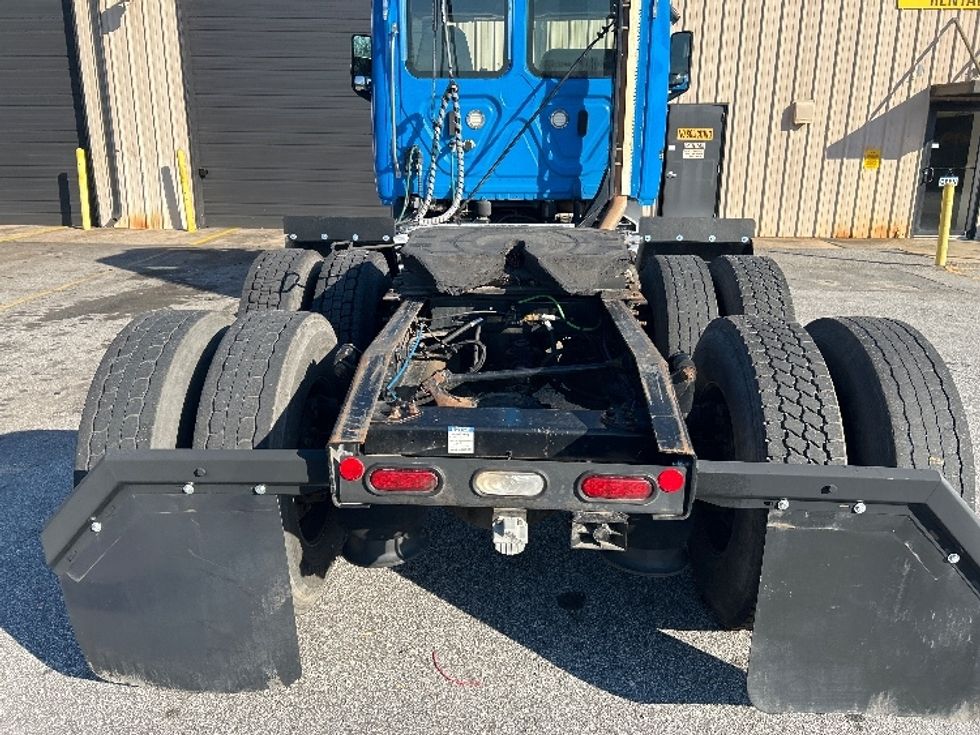 Day Cab Tractor-Heavy Duty Tractors-Freightliner-2019-T11664ST-Anderson-SC-505,160\n\t\tmiles-$ 36,250 - Image 6