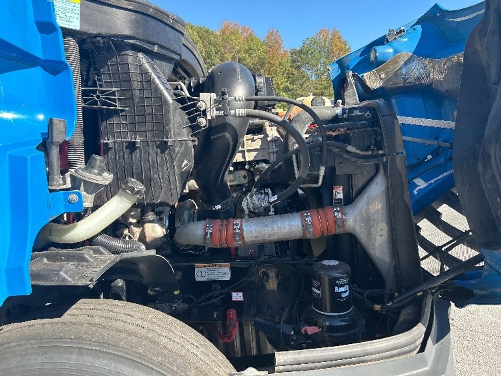 Day Cab Tractor-Heavy Duty Tractors-Freightliner-2019-T11664ST-Anderson-SC-531,165\n\t\tmiles-$ 34,000 - Image 15