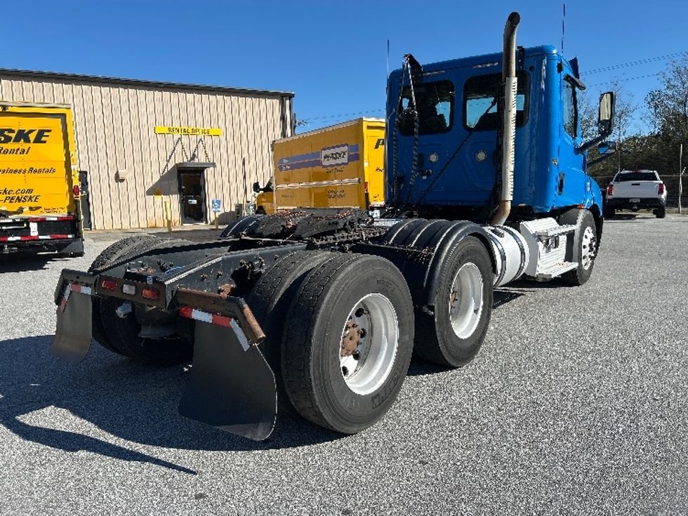 Day Cab Tractor-Heavy Duty Tractors-Freightliner-2019-T11664ST-Anderson-SC-536,497\n\t\tmiles-$ 33,500 - Image 7