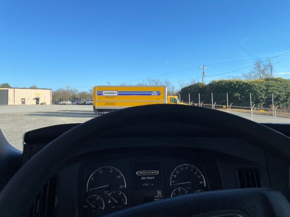 Day Cab Tractor-Heavy Duty Tractors-Freightliner-2019-T11664ST-Anderson-SC-571,963\n\t\tmiles-$ 30,250 - Image 11