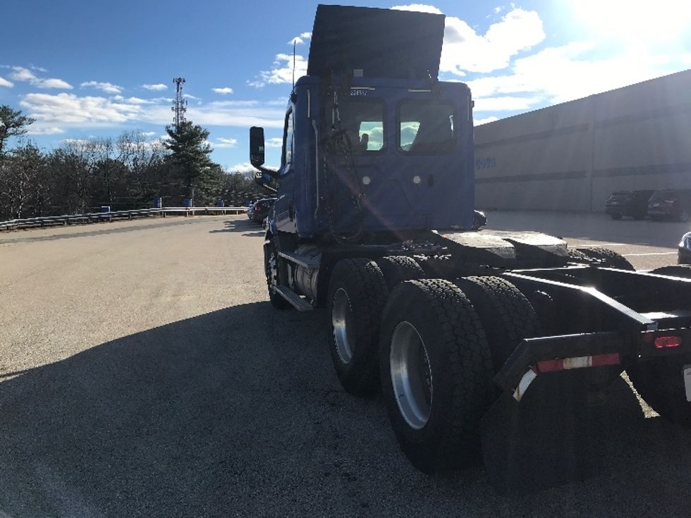 Day Cab Tractor-Heavy Duty Tractors-Freightliner-2019-T11664ST-Auburn-MA-201,611\n\t\tmiles-$ 47,000 - Image 5