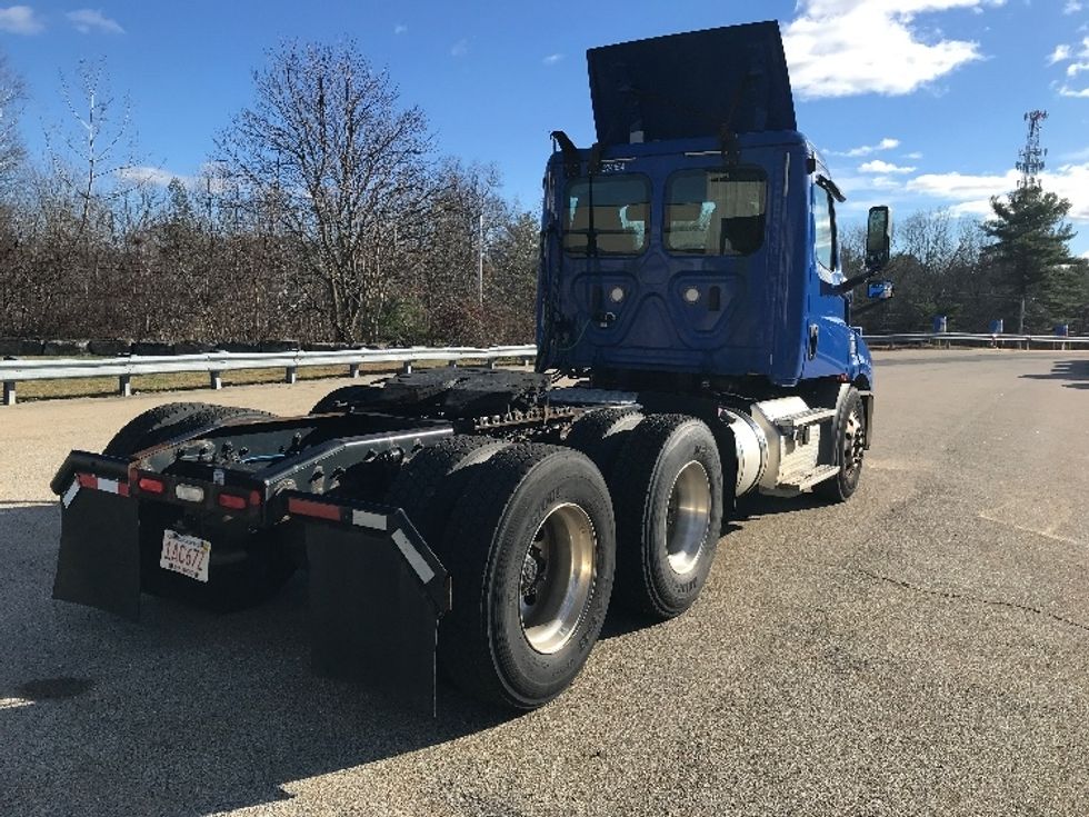 Day Cab Tractor-Heavy Duty Tractors-Freightliner-2019-T11664ST-Auburn-MA-250,203\n\t\tmiles-$ 44,500 - Image 7