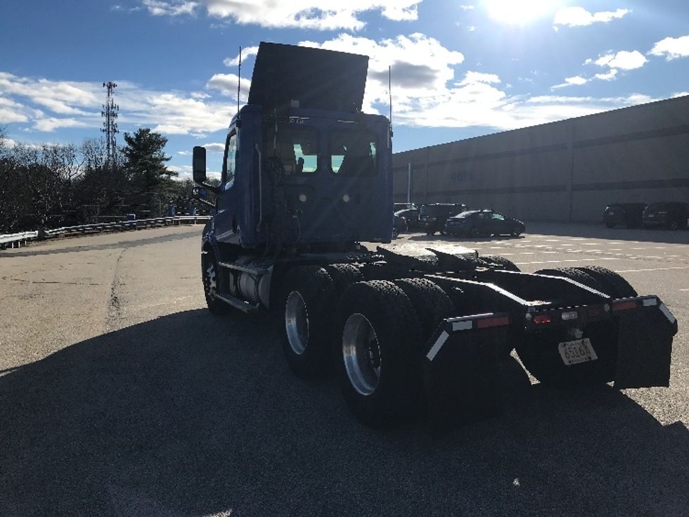 Day Cab Tractor-Heavy Duty Tractors-Freightliner-2019-T11664ST-Auburn-MA-313,744\n\t\tmiles-$ 41,000 - Image 5