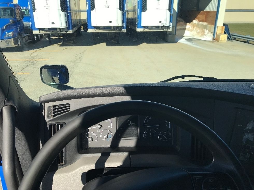 Day Cab Tractor-Heavy Duty Tractors-Freightliner-2019-T11664ST-Auburn-MA-346,040\n\t\tmiles-$ 39,500 - Image 11