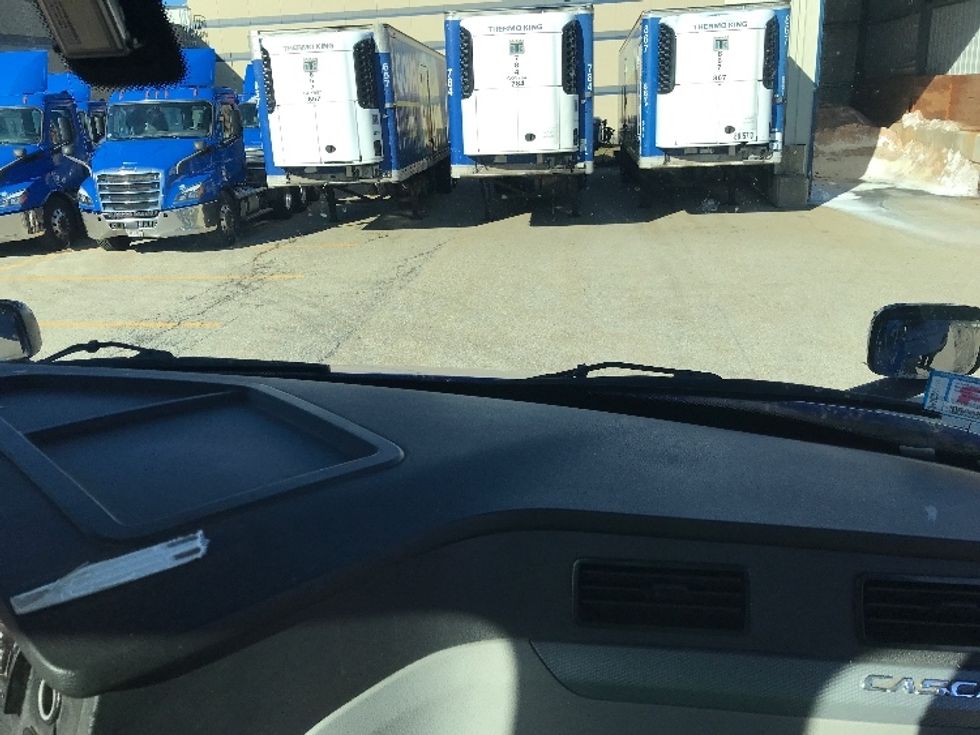 Day Cab Tractor-Heavy Duty Tractors-Freightliner-2019-T11664ST-Auburn-MA-346,040\n\t\tmiles-$ 39,500 - Image 13