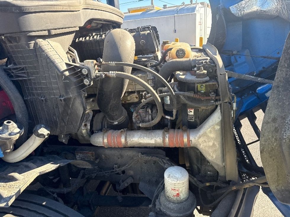 Day Cab Tractor-Heavy Duty Tractors-Freightliner-2019-T11664ST-Baltimore-MD-524,585\n\t\tmiles-$ 31,500 - Image 15