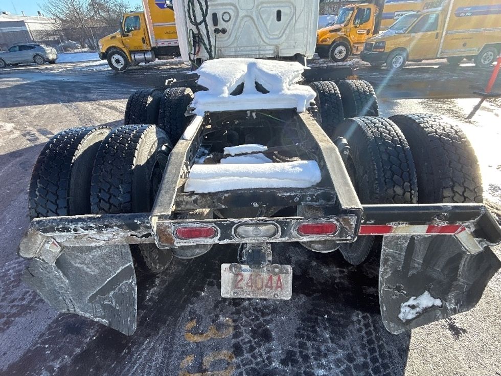 Day Cab Tractor-Heavy Duty Tractors-Freightliner-2019-T11664ST-Braintree-MA-205,628\n\t\tmiles-$ 44,750 - Image 6