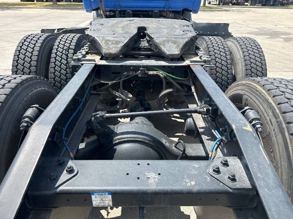 Day Cab Tractor-Heavy Duty Tractors-Freightliner-2019-T11664ST-Dallas-TX-186,045\n\t\tmiles-$ 61,000 - Image 6