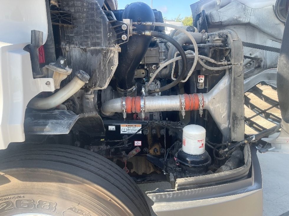 Day Cab Tractor-Heavy Duty Tractors-Freightliner-2019-T11664ST-Dallas-TX-350,883\n\t\tmiles-$ 46,750 - Image 15